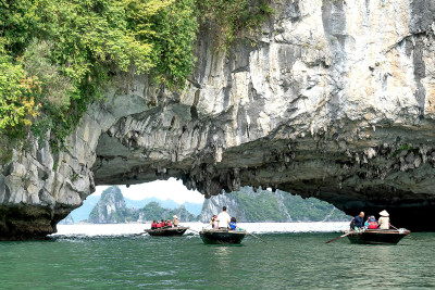 Navegación Bahía de Halong