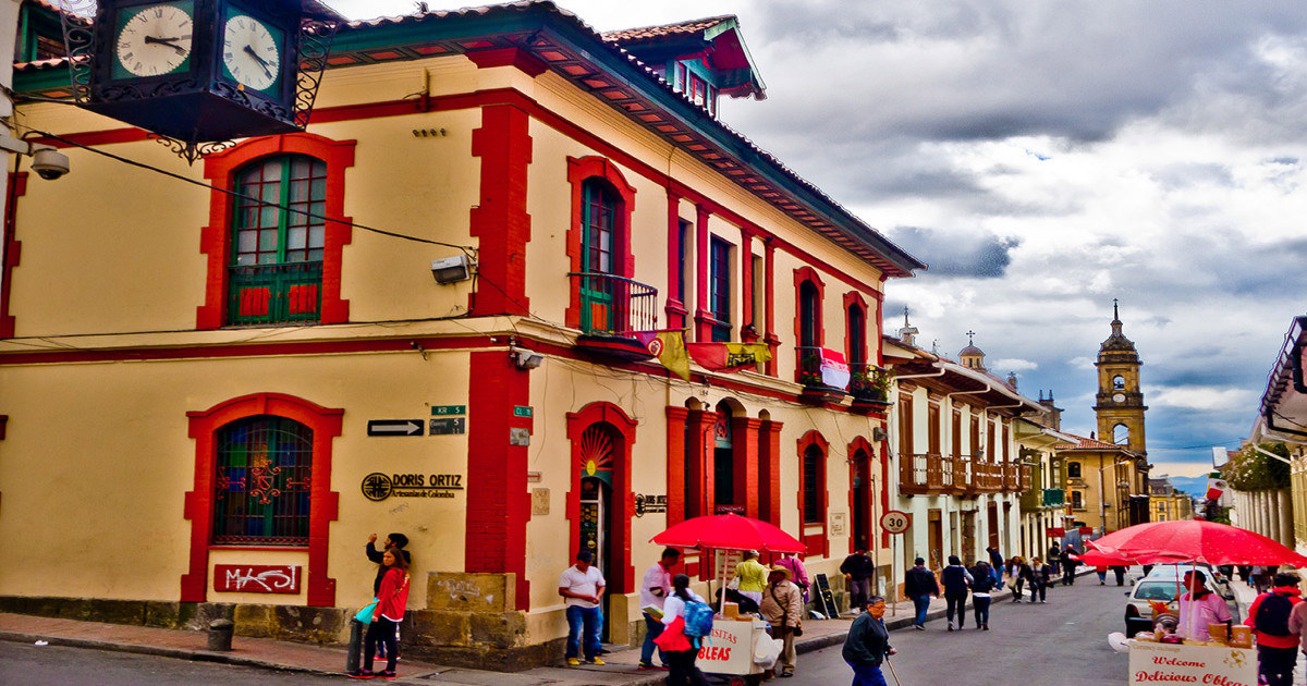 bogota, casco historico, calle